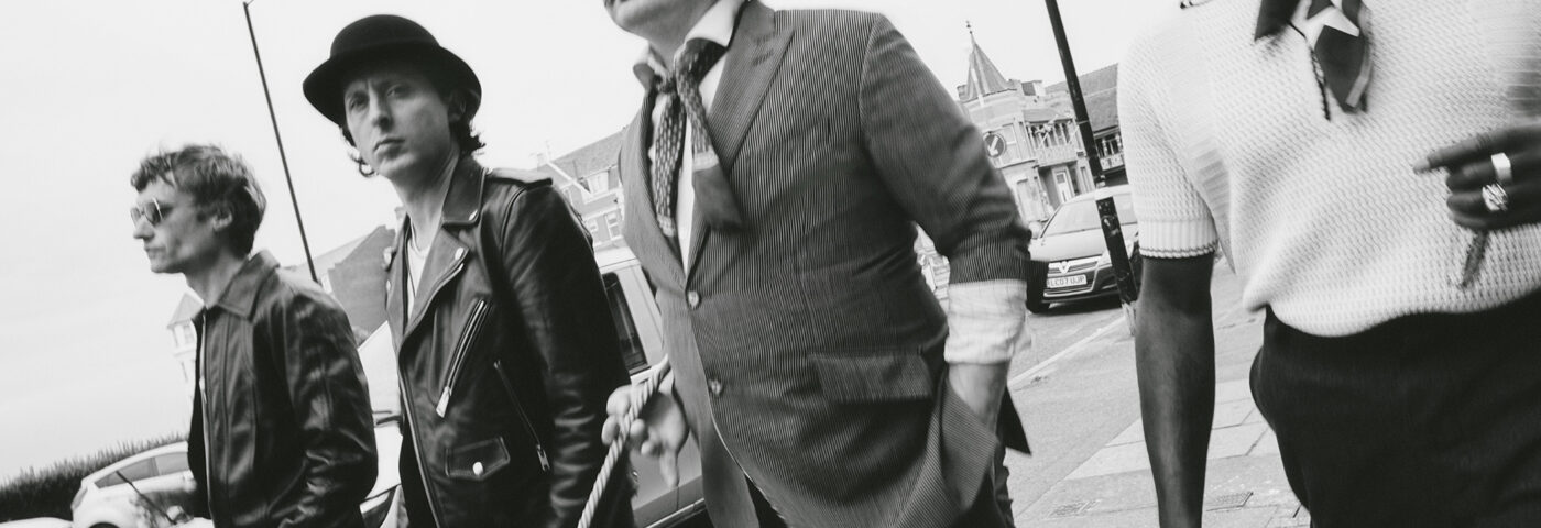 The Libertines – Critique de « Tout est calme sur l’esplanade de l’Est »