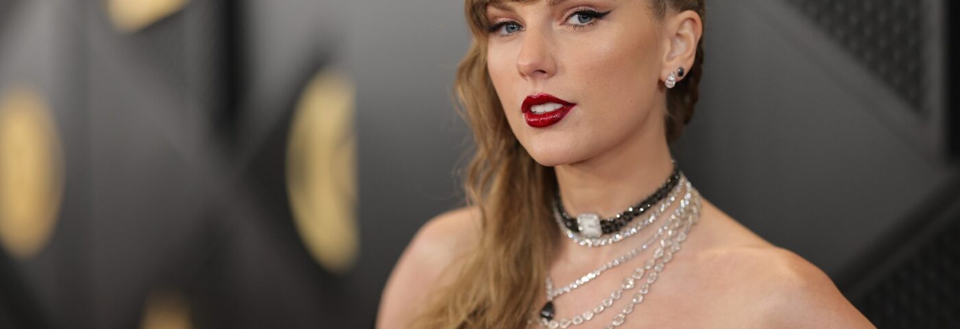 Michael J. Fox dit que « l'incroyable » Taylor Swift « change la façon dont le monde fonctionne »