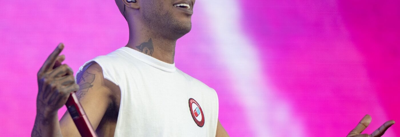 Le set Coachella de Kid Cudi se termine prématurément après s'être cassé le pied
