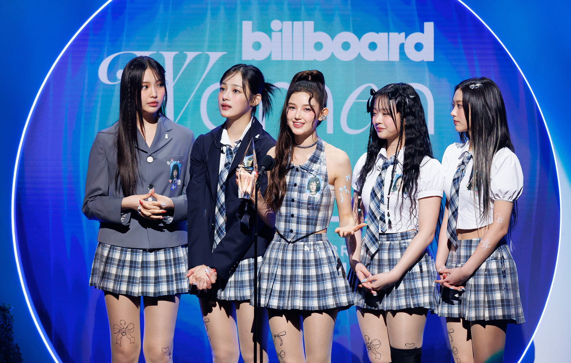 Newjeans Billboard Women in Music Group of the Year Discours