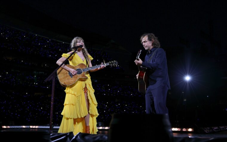 Aaron Dessner du National « éternellement reconnaissant » alors qu'il s'exprime sur son travail sur « The Tortured Poets Department » de Taylor Swift