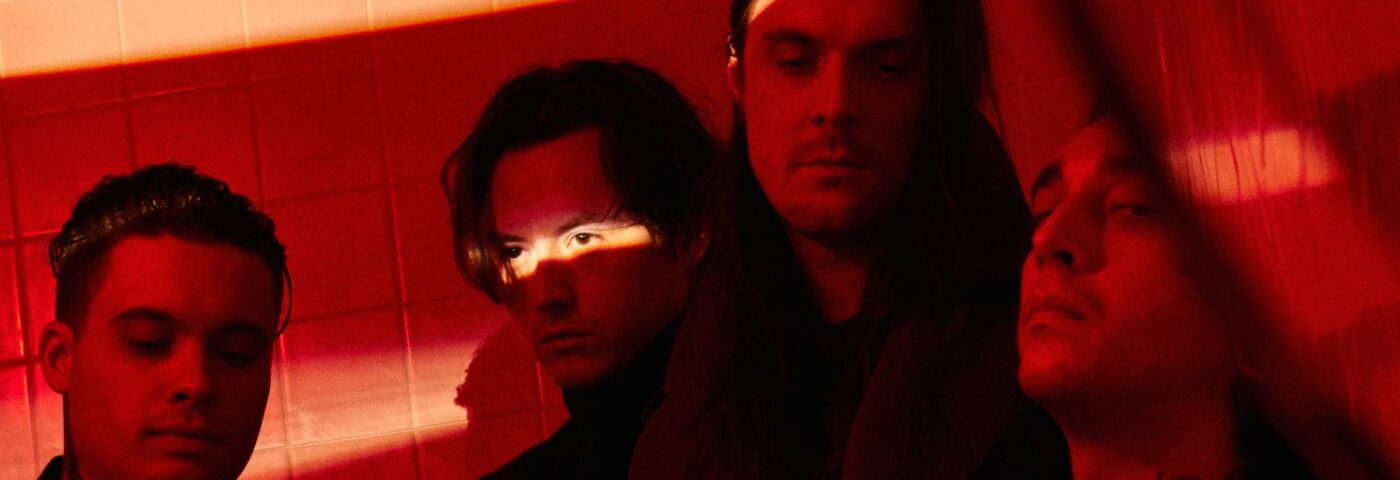 Bad Omens s'associe à HEALTH et Swarm pour « The Drain » et annonce la bande originale de « Concrete Jungle »