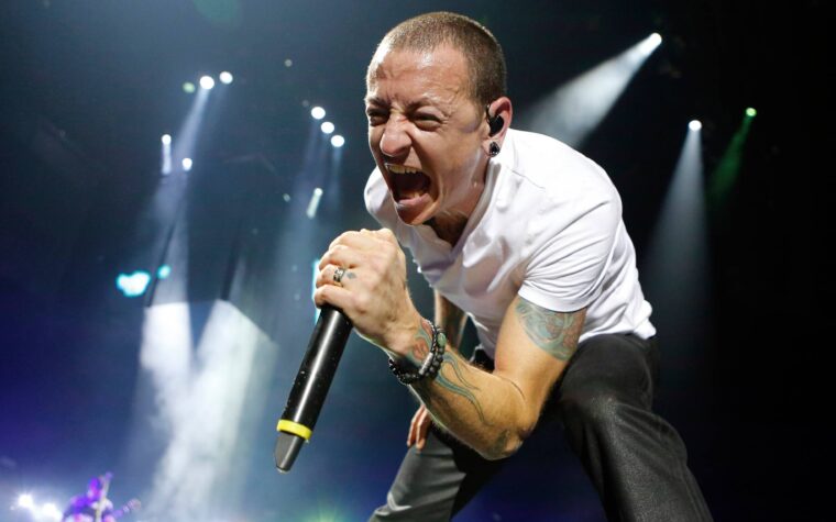 1 000 musiciens, dont des membres de Funeral For A Friend, The Blackout et bien d'autres, pour célébrer la musique de Linkin Park lors d'un immense concert à la Birmingham Arena