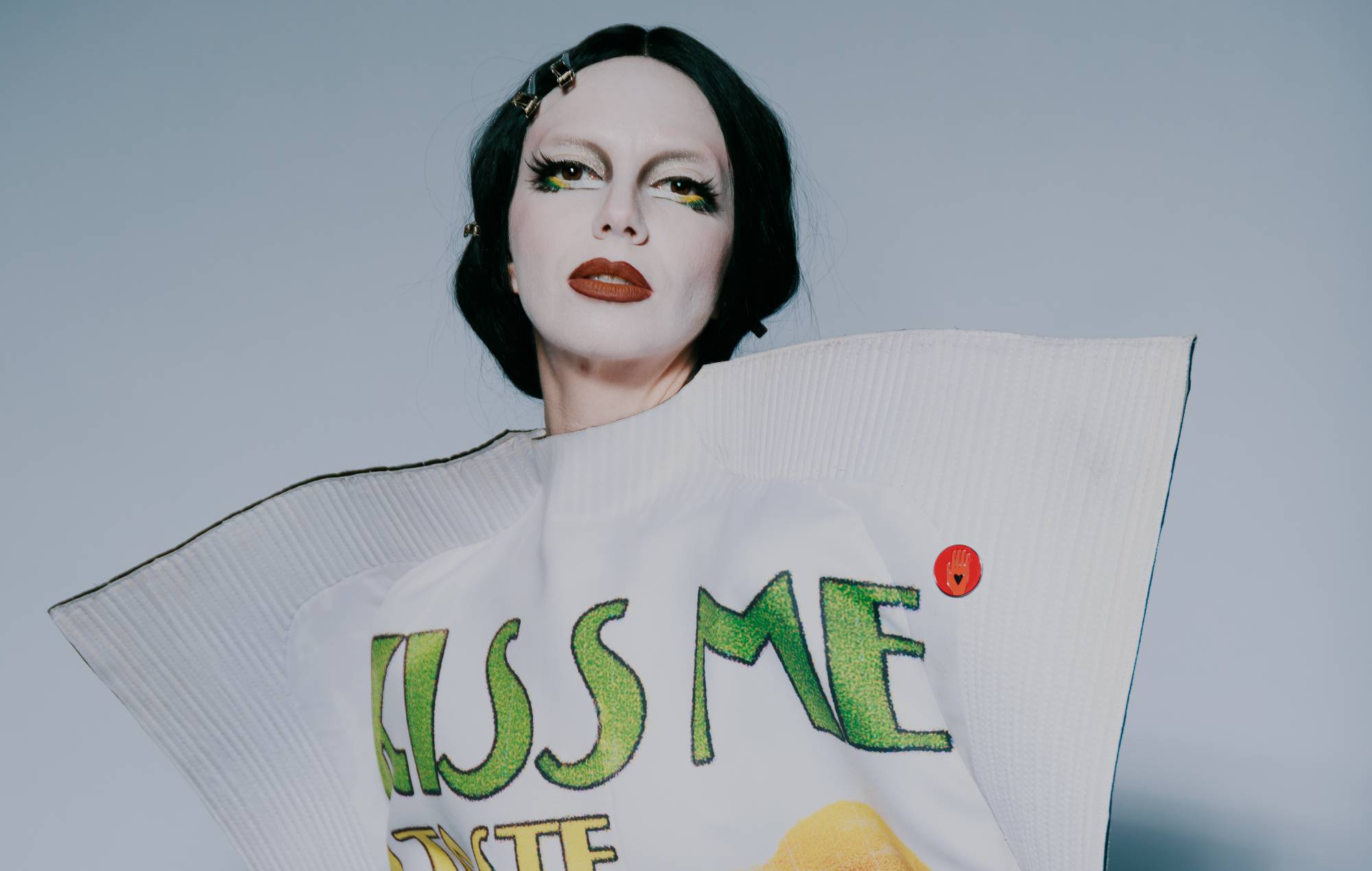 Bambie Thug pose pour une séance de portrait à Sala La Riviera lors de l'Eurovision PrePartyES 2024 le 29 mars 2024 à Madrid, Espagne.  (Photo de Patricia J. Garcinuno/Getty Images)