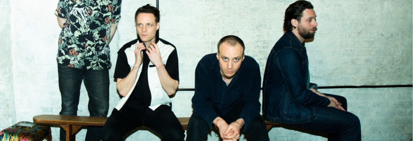 86TVs, le nouveau groupe de l'ex-Maccabees, annonce son premier album éponyme avec un nouveau single « Tambourine »
