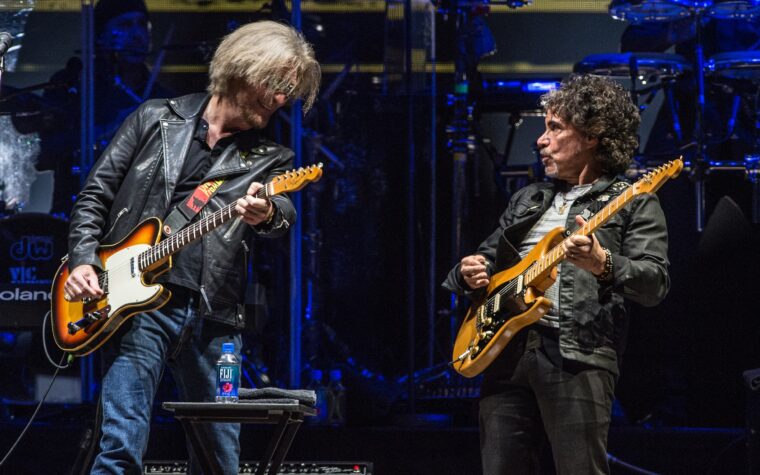 John Oates dit que son amitié avec Daryl Hall "n'était pas aussi étroite qu'on pourrait l'imaginer"