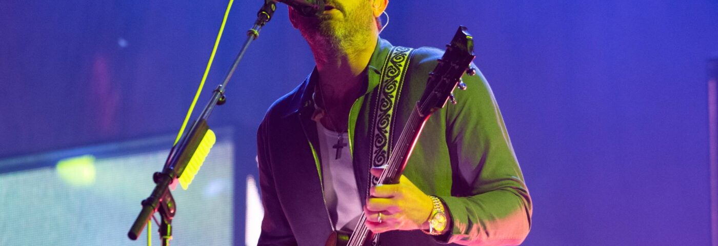 Caleb Followill explique pourquoi il ne voulait pas que « Sex On Fire » soit dans « Only By The Night »