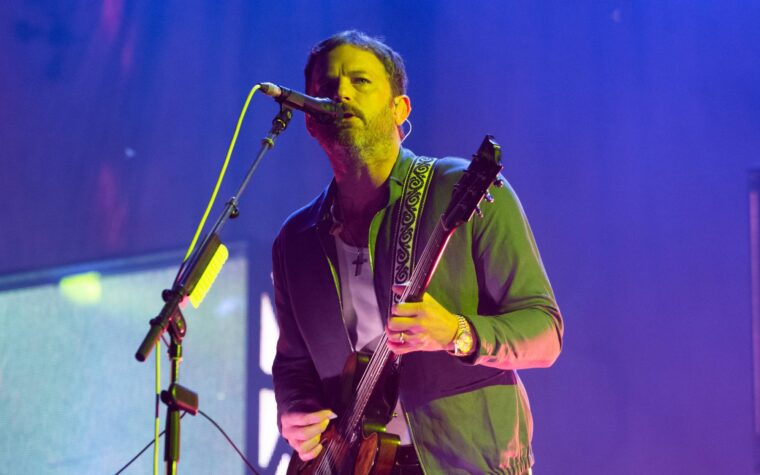 Caleb Followill explique pourquoi il ne voulait pas que "Sex On Fire" soit dans "Only By The Night"