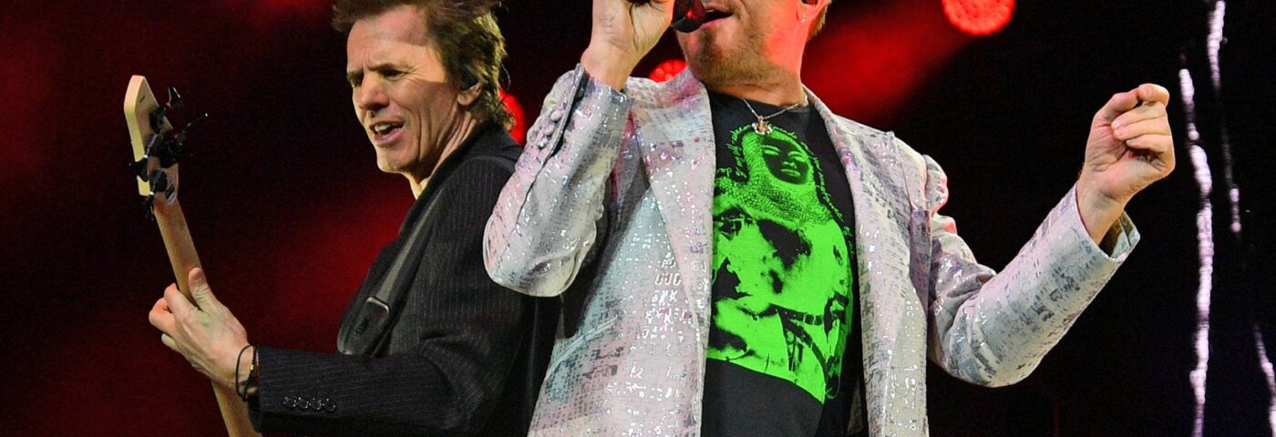 Duran Duran supprime une photo avec Tesla Cybertruck après une réaction en ligne