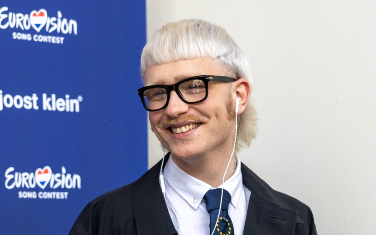 La chaîne néerlandaise se dit "très déçue et bouleversée" par la disqualification de Joost Klein, candidat à l'Eurovision