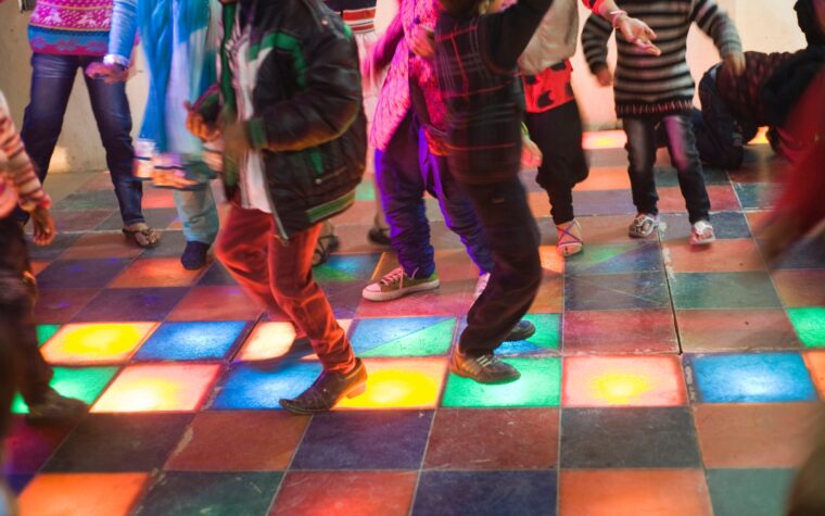 Les enfants irlandais deviennent viraux avec la chanson de rap drum & bass « The Spark »