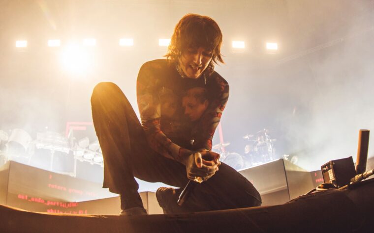 Les fans pensent qu'ils sont tombés sur un grand secret caché dans le nouvel album de Bring Me The Horizon, "POST HUMAN: NeX GEn".