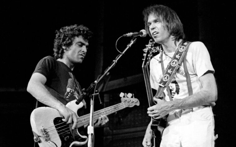 Neil Young et Crazy Horse annoncent un nouvel album d'archives