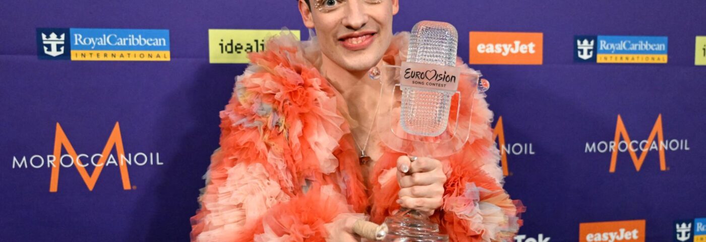 Nemo, vainqueur de l'Eurovision, dénonce « l'incroyable double standard » de la concurrence et déclare qu'il « doit être corrigé »