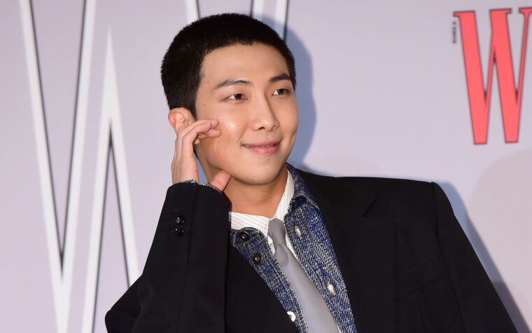 RM de BTS dit qu'il a réalisé "Right Place, Wrong Person" parce qu'il est "incapable de dire les choses que je veux"