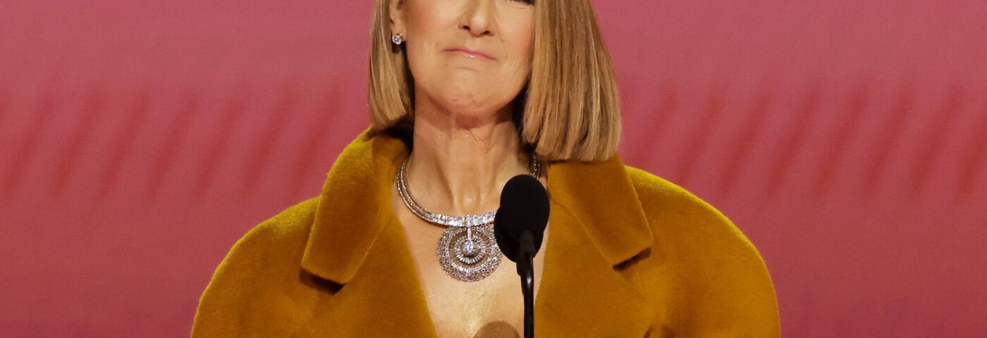 Céline Dion dit que le syndrome de la personne raide lui a causé des spasmes musculaires qui lui ont cassé les côtes