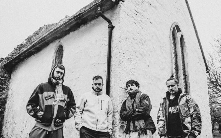Les nouveaux jazz-punks provocants, francs et bruyants de Manchester