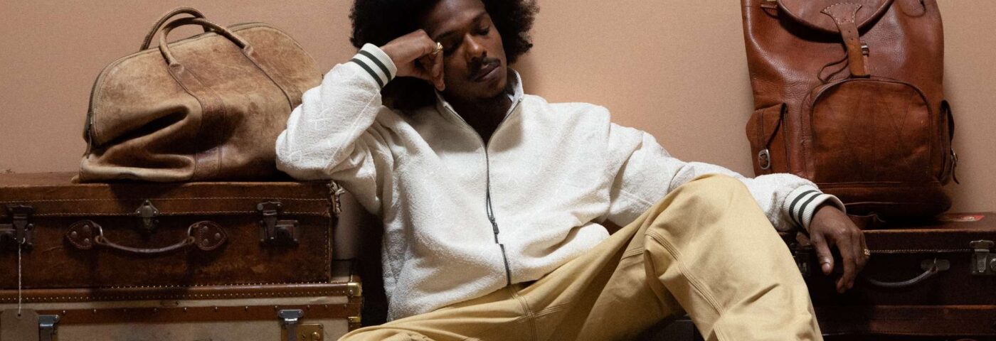 BERWYN annonce son premier album 'WHO AM I' avec le nouveau single 'DEAR IMMIGRATION'