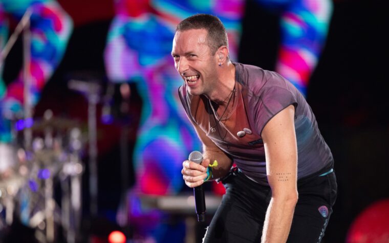 Coldplay dévoile son nouveau single "feelslikeimfallinginlove"