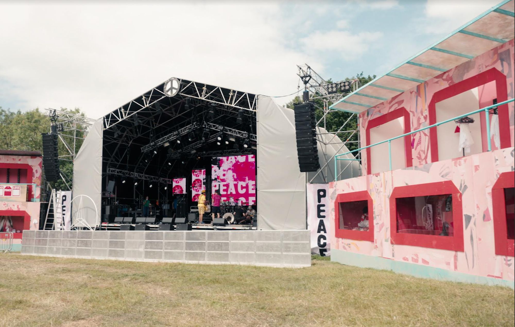 Scène de la paix de Glastonbury. 
