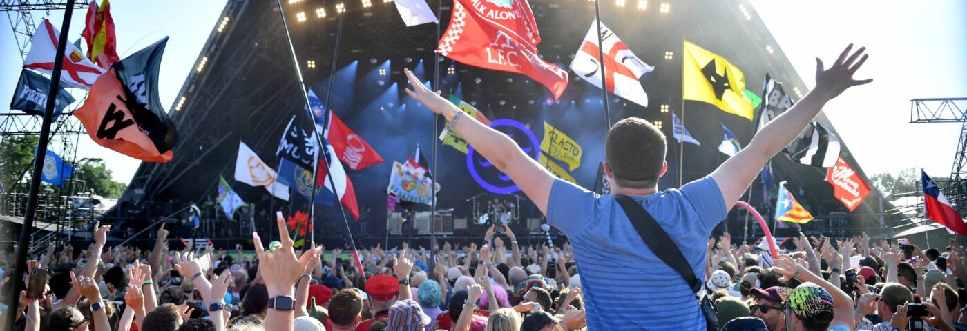 Glastonbury exhorte les festivaliers à « ne laisser aucune trace » et à « n'apporter que du matériel de camping solide »