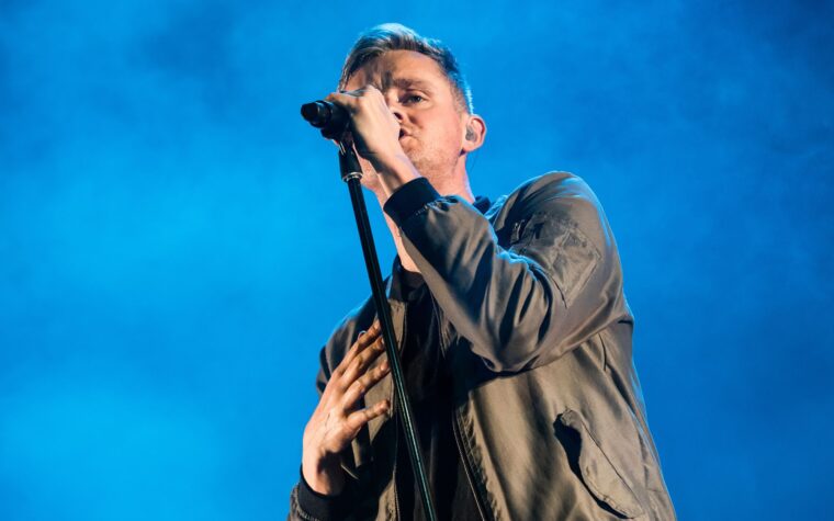 Keane évoque 20 ans d'espoirs et de craintes à Glastonbury 2024