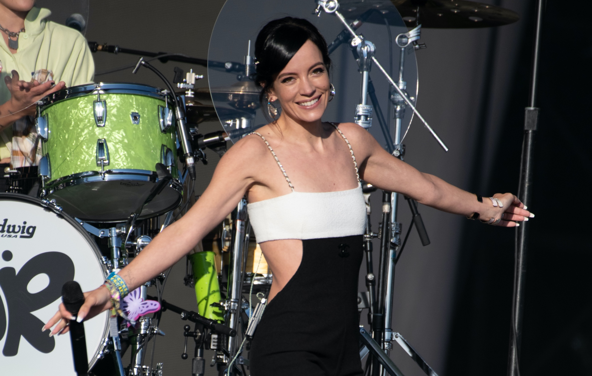 Lily Allen en live sur scène