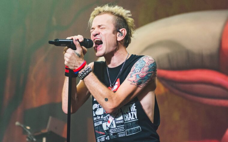 Sum 41 annonce une tournée d'adieu dans les arènes au Royaume-Uni et en Europe