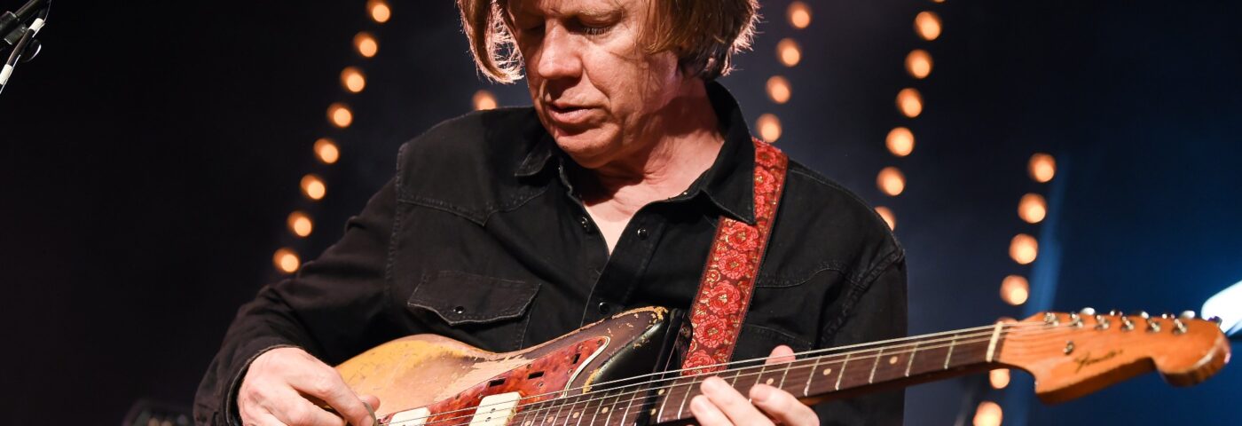 Thurston Moore annonce son nouvel album « Flow Critical Lucidity »