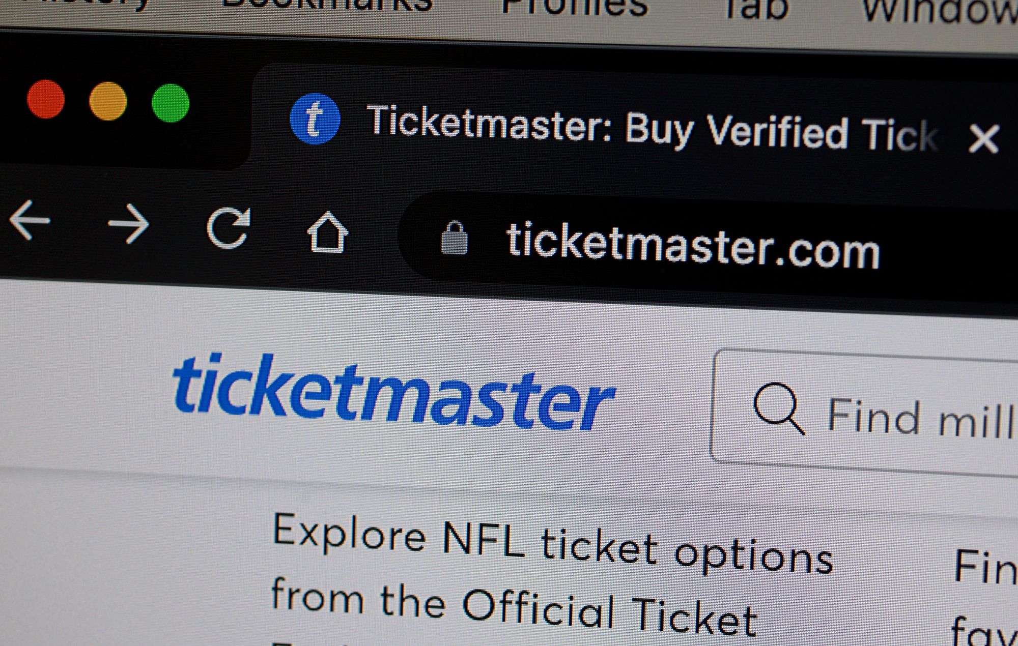 Un site Web Ticketmaster est affiché sur un écran d'ordinateur le 18 novembre 2022