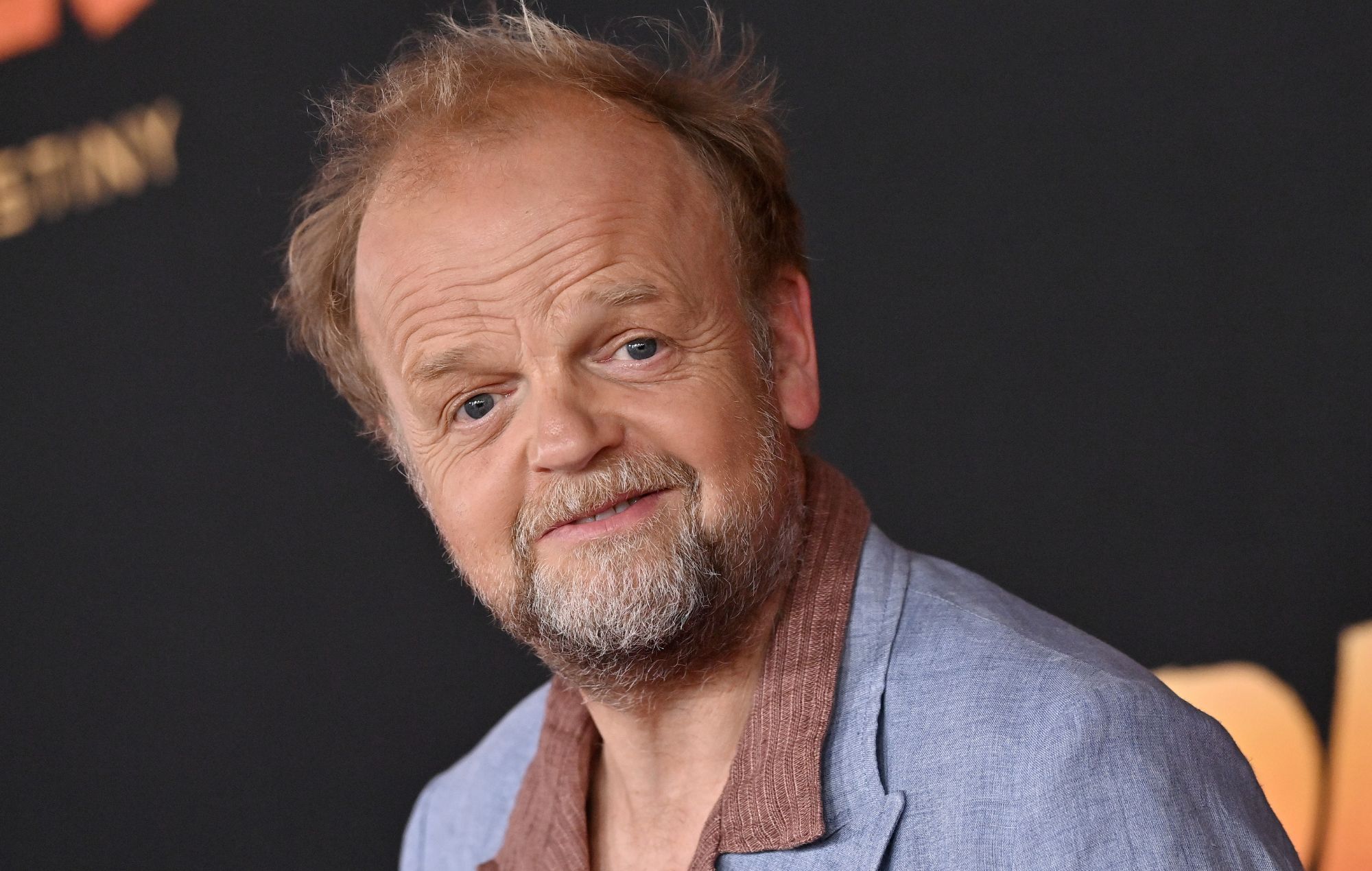 Toby Jones assiste à la première de LucasFilms à Los Angeles "Indiana Jones et le cadran du destin" 