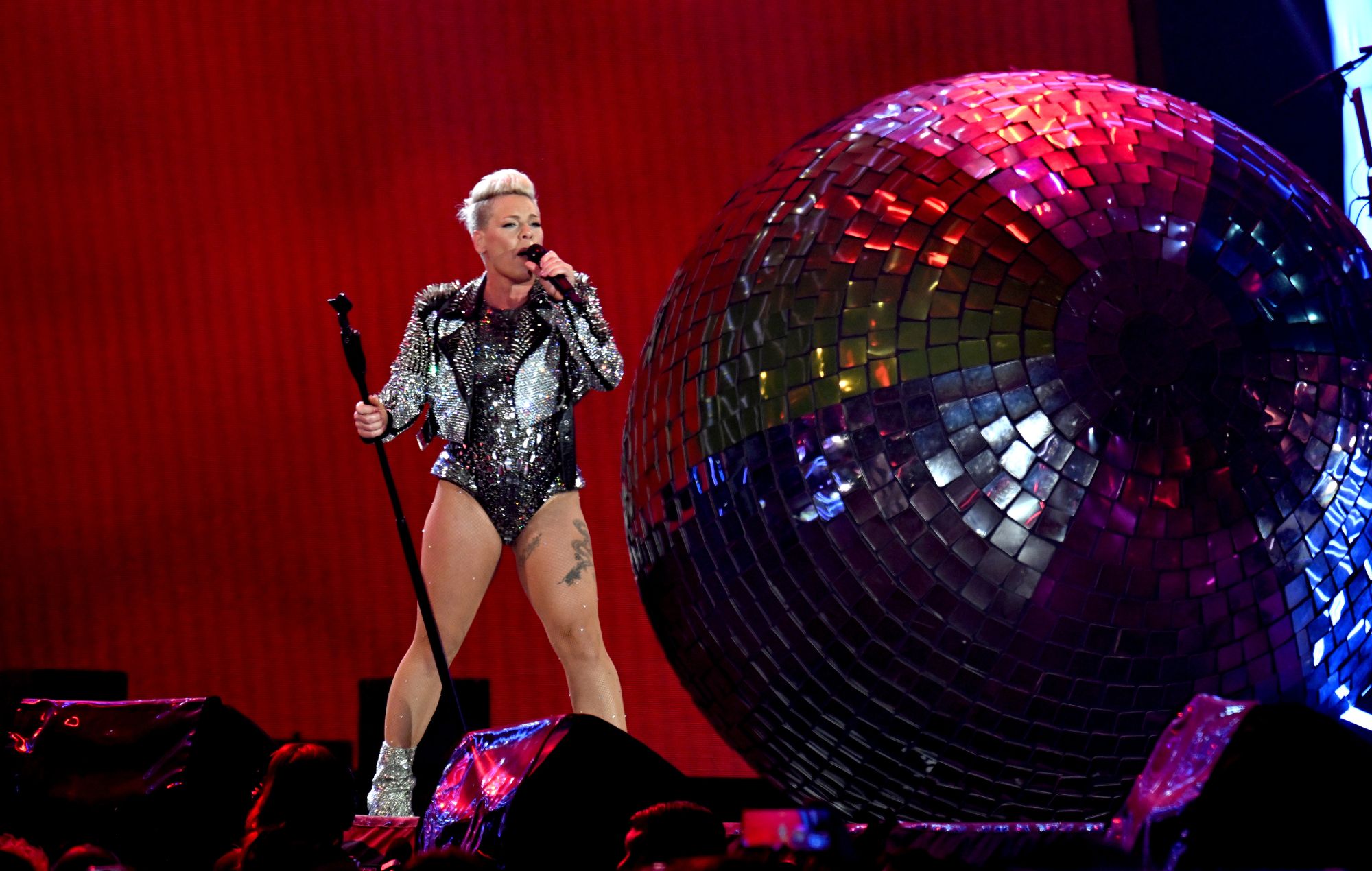 P!NK se produit au Royaume-Uni en 2024.