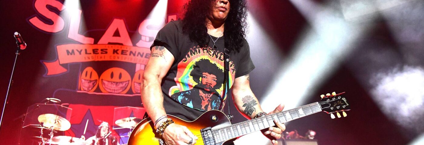 Slash ne se souvient pas des premiers concerts car ils étaient plutôt « ivres »