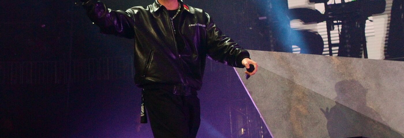 Drake partage une vidéo de son manoir inondé alors que des pluies torrentielles frappent Toronto