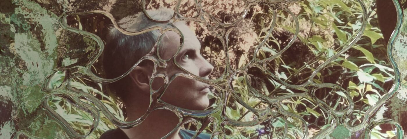 Jónsi de Sigur Rós annonce un nouvel album « utopique » « First Light » avec les singles « Flicker » et « Cherry Blossom »