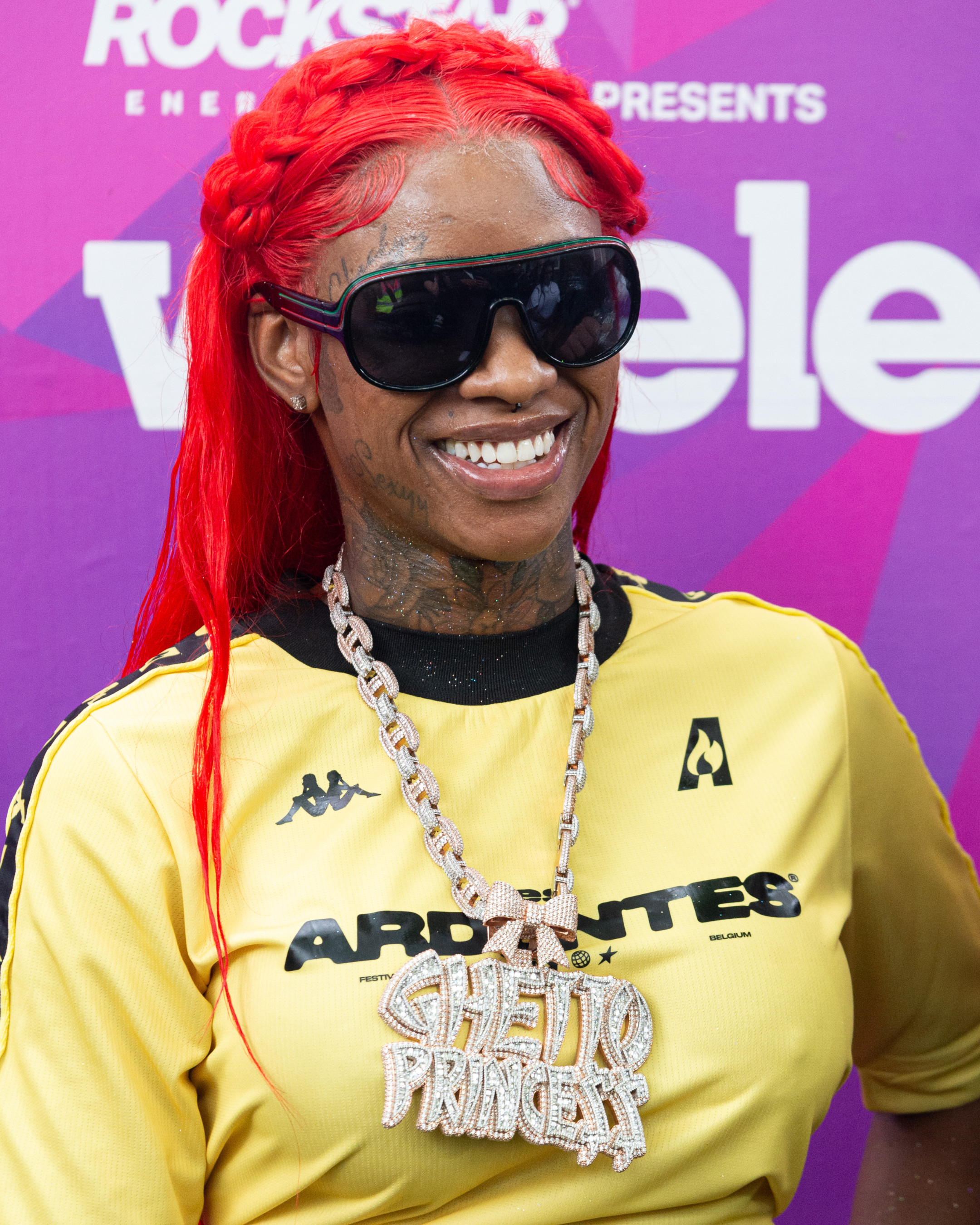 Sexyy Red dans les coulisses du Wireless. Crédit photo : Joseph Okpako/WireImage