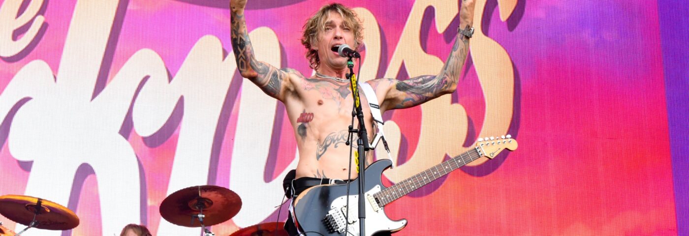 Justin Hawkins de The Darkness a repéré un ancien camarade de classe dans la foule de Latitude