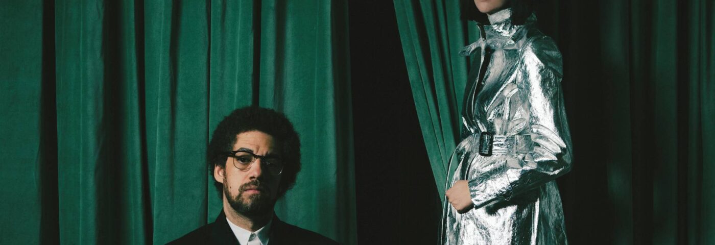 Karen O et Danger Mouse de Yeah Yeah Yeahs se réunissent pour un nouveau single tendre « Super Breath »