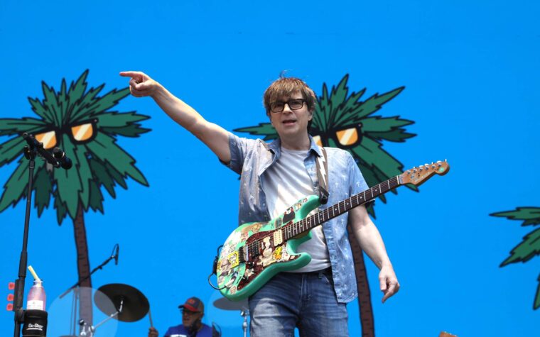 Weezer annule le coffret « SZNZ » en raison de faibles ventes