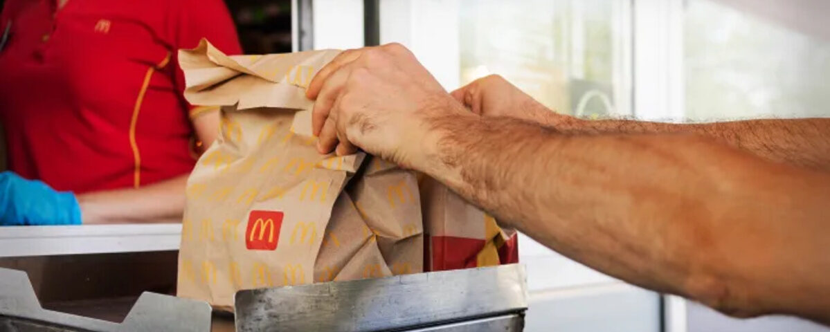 Le menu de McDonald’s introduit trois énormes ‘Burgers Godzilla’