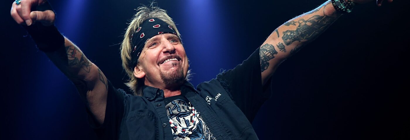 L'ancien chanteur de Great White, Jack Russell, est décédé à l'âge de 63 ans