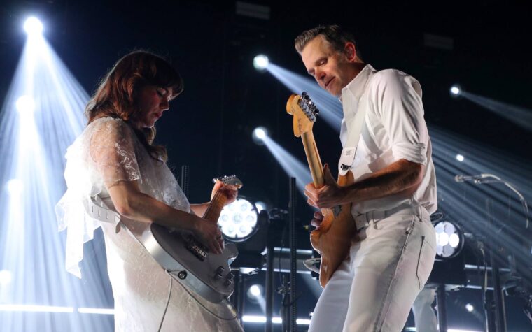 Dans les coulisses de la tournée anniversaire de Death Cab For Cutie et The Postal Service