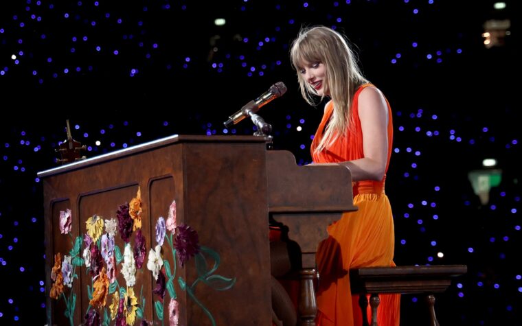 Taylor Swift interprète « So Long, London » lors de son dernier concert au stade de Wembley