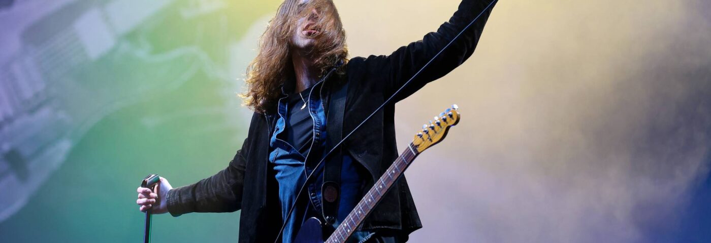 Voici ce qui s'est passé lors de la représentation de Catfish & The Bottlemen à Reading 2024