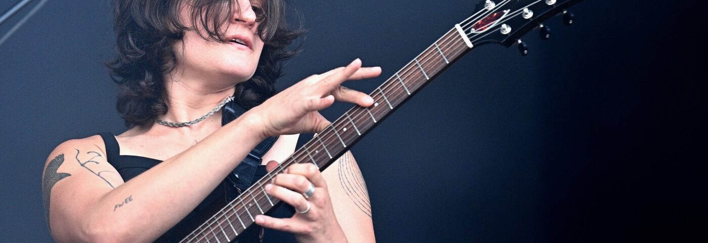 Big Thief lance sa nouvelle chanson tendre « Taker » en Belgique