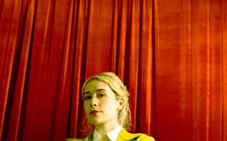 Blondshell revient avec un nouveau single teinté de grunge « What's Fair »