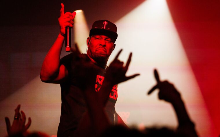 Dizzee Rascal annonce la tournée du 15e anniversaire de « Tongue N' Cheek »