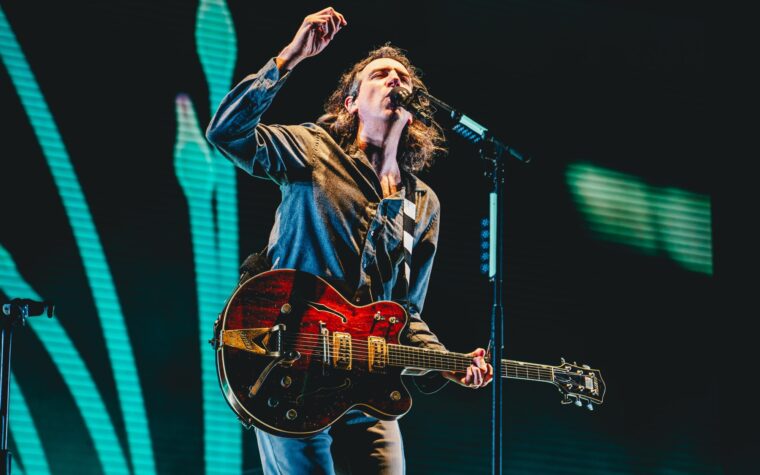 Écoutez le nouveau single émouvant de Snow Patrol, « All »