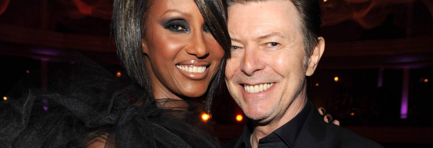 Iman partage une peinture inédite de 2014 de son défunt mari David Bowie