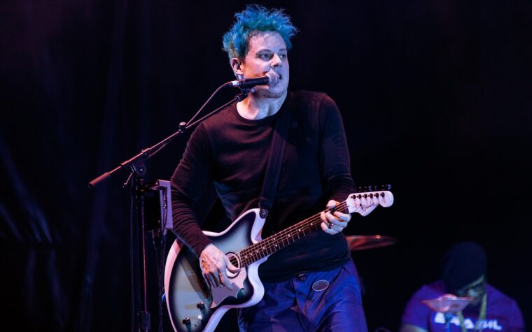 Jack White a déclaré à la campagne de Trump qu'il ne fallait même pas penser à utiliser sa musique après l'utilisation d'un extrait de "Seven Nation Army"